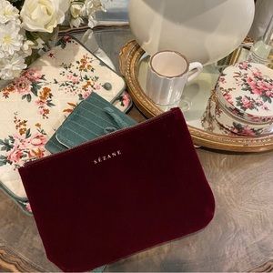 Sézane Velvet Clutch Burgundy MAKEUP Bag Pochette NWOT.